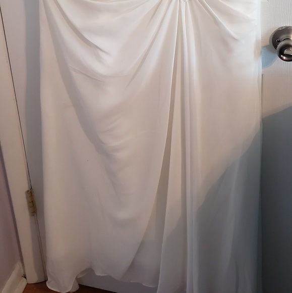 Wedding Dress - Picture 3 of 3